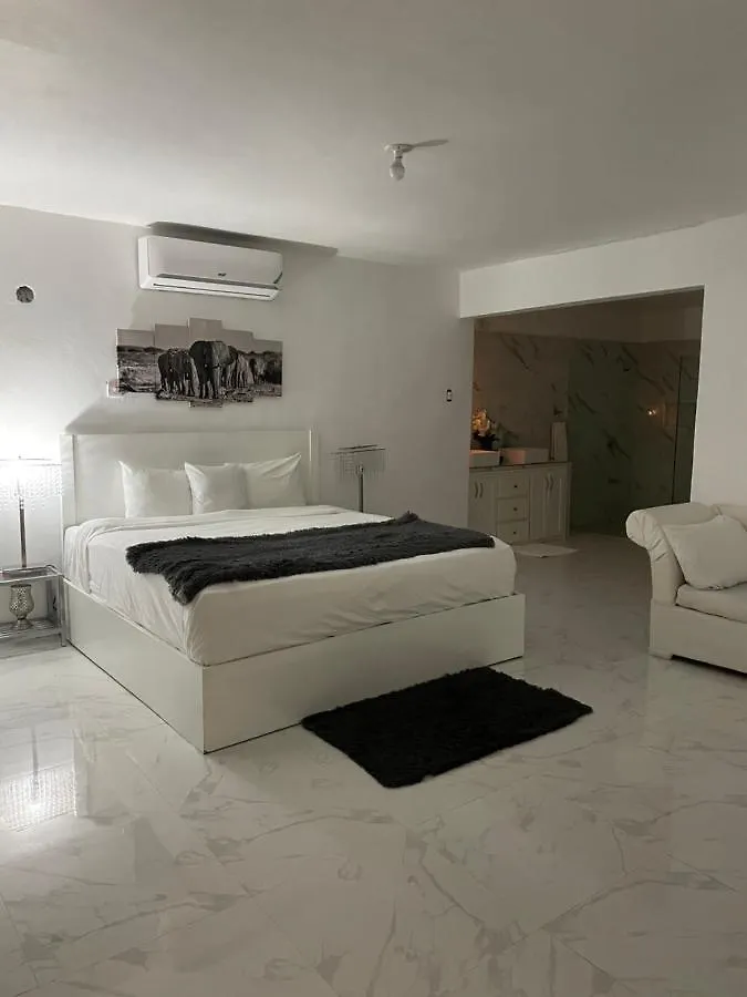 White Diamond Apartment Runaway Bay Jamaica